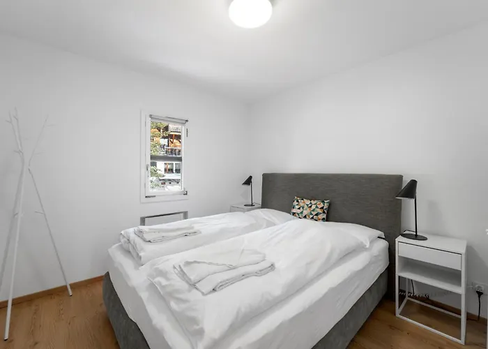 Crest Alta 23 Apartamento Surlej